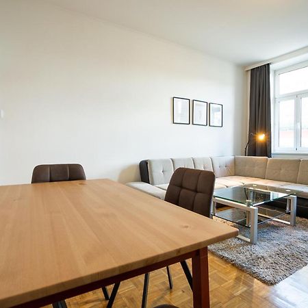 Two Bedrooms Family Nice Apartment Bécs Kültér fotó