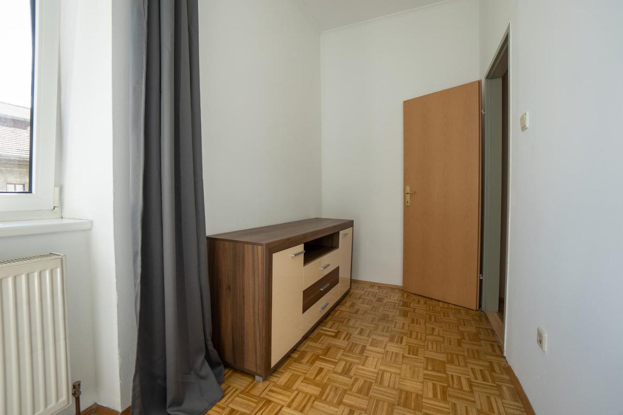 Two Bedrooms Family Nice Apartment Bécs Kültér fotó