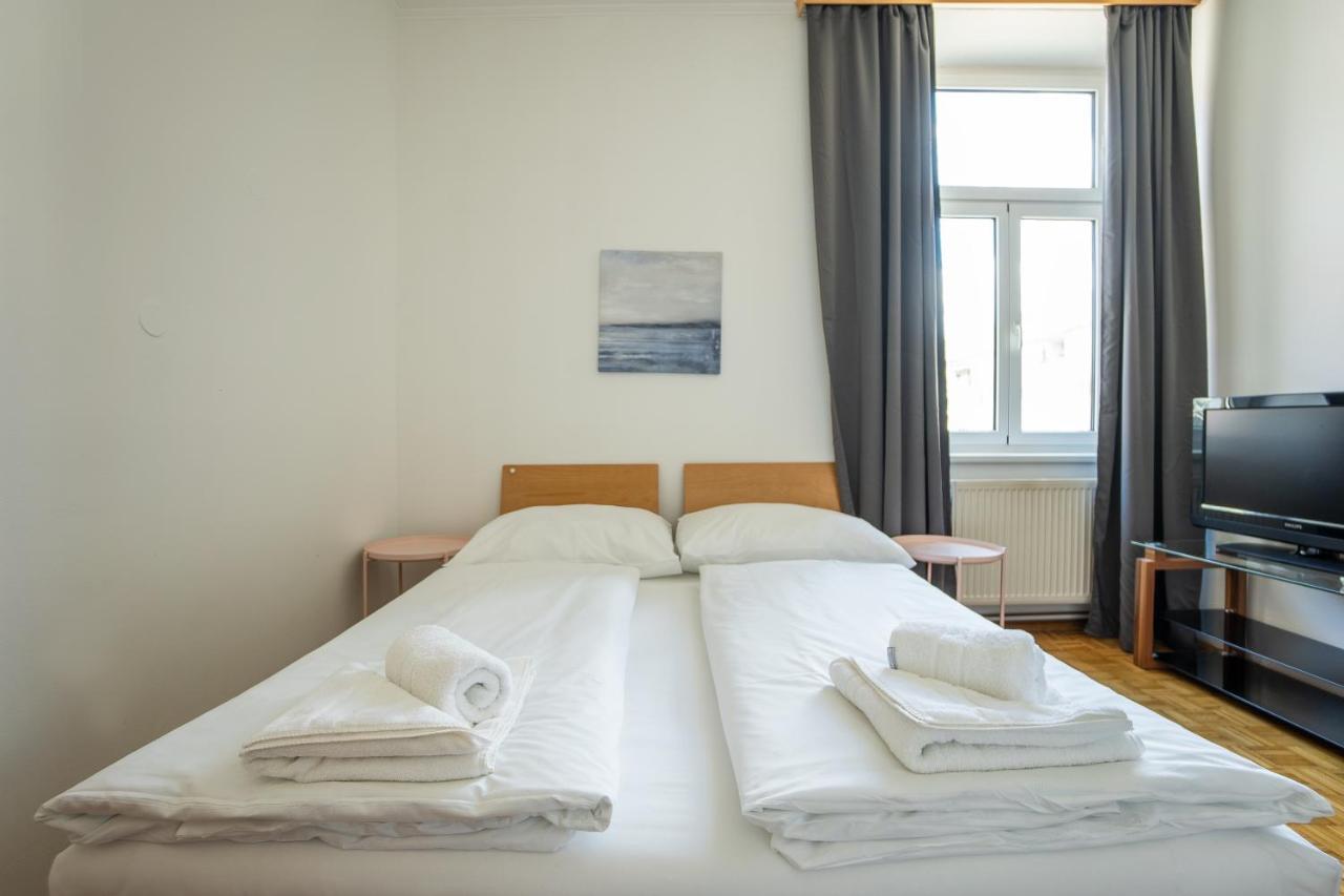Two Bedrooms Family Nice Apartment Bécs Kültér fotó