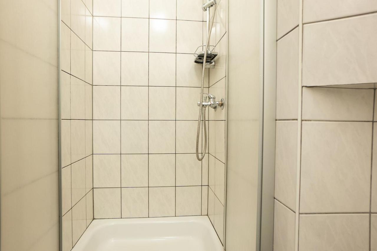 Two Bedrooms Family Nice Apartment Bécs Kültér fotó